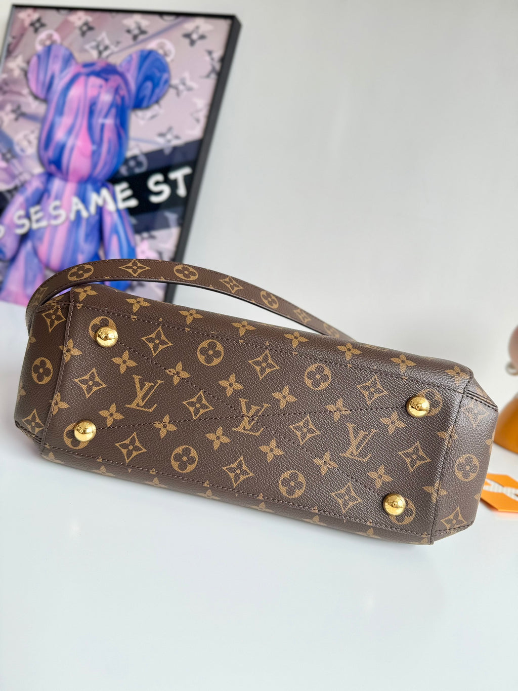 Louis Vuitton | Montaigne MM bag in monogram canvas